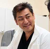 ながやま歯科　院長
